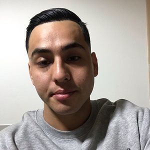 Meet your Posher, Roman